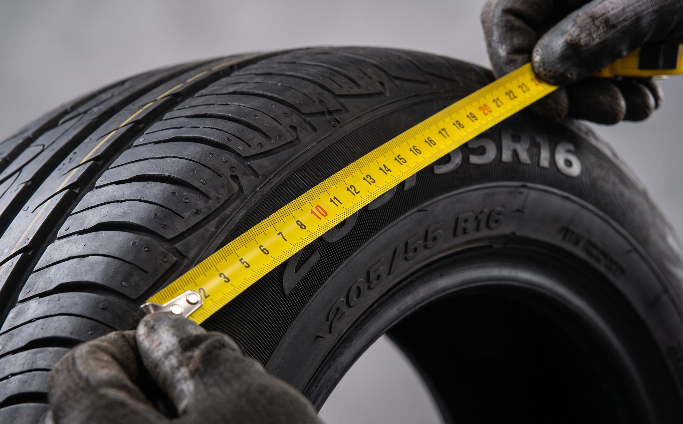 Como Descobrir a Medida Certa do Pneu do Seu Carro